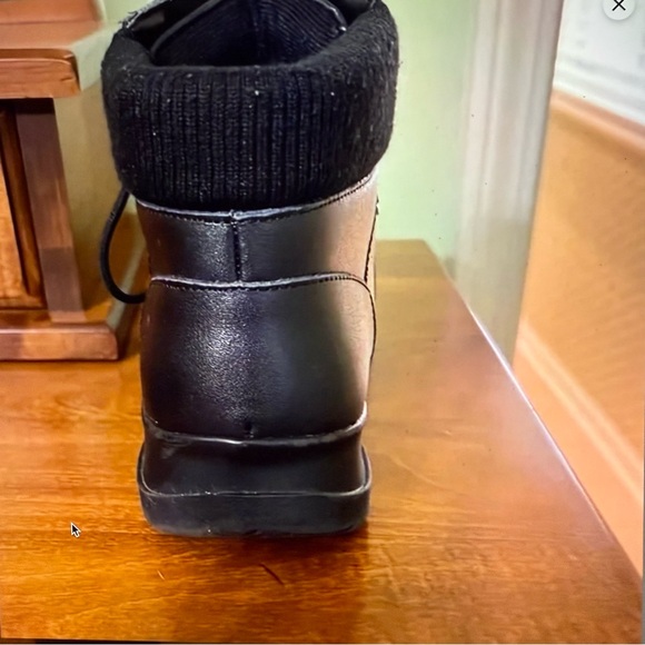 Wanderlust women’s Boston  black faux leather lace up ankle boots 12N - Picture 3 of 5